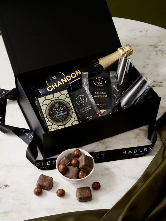 hadley-hampers-champagne-gift-hamper-the-toastmaker_0018_a9f7afdc-a3ab-422d-b2ab-5c4736cab6d9