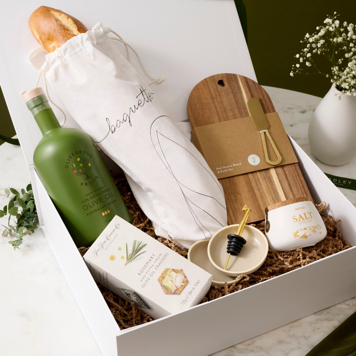 hadley-hampers-kitchen-gift-hamper-the-provencal-entertainer_0247_e1cfac9e-a65a-4915-ac73-3602ae869bb1