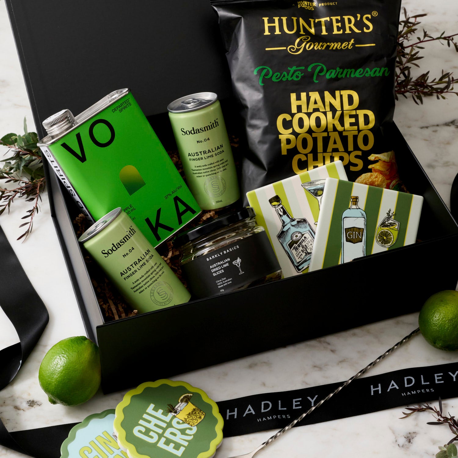hadley-hampers-vodka-gift-hamper-the-vodka-socialite_0160_64b97b76-d428-4fd3-8769-f49bc4dafd03